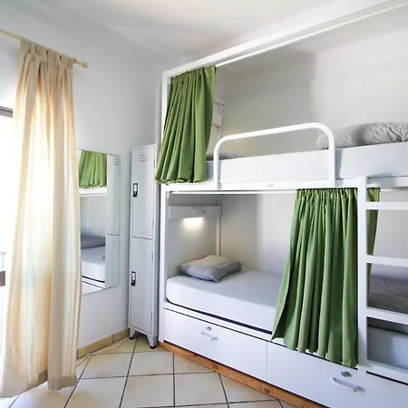 Bura Surfhouse Albergue Lagos