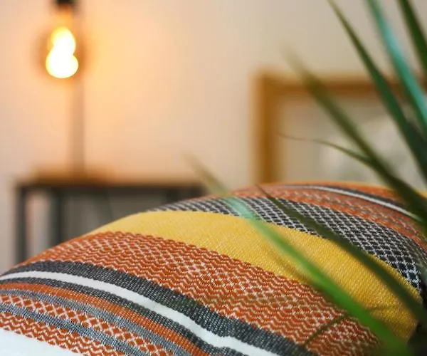 Vandrarhem Bura Surfhouse